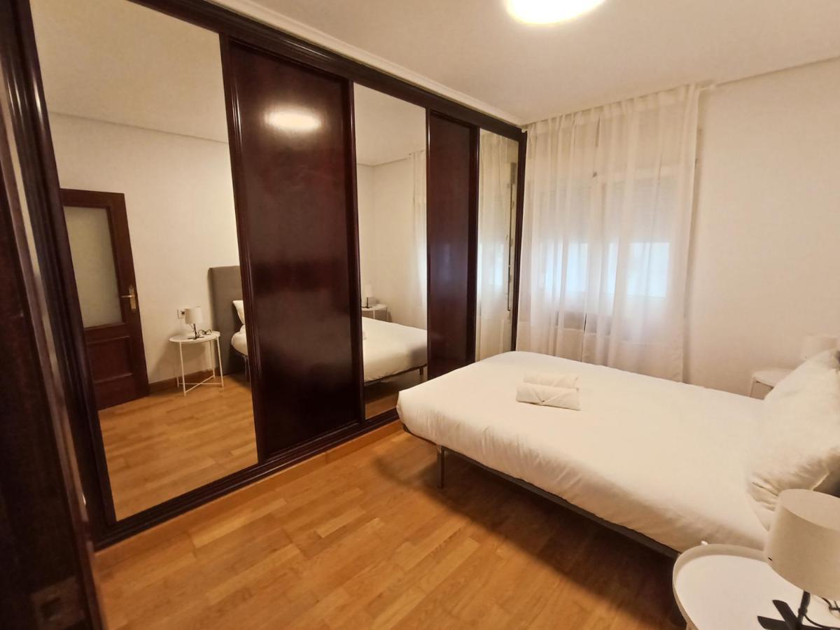 Apartamento Tito Oviedo 621A Екстериор снимка